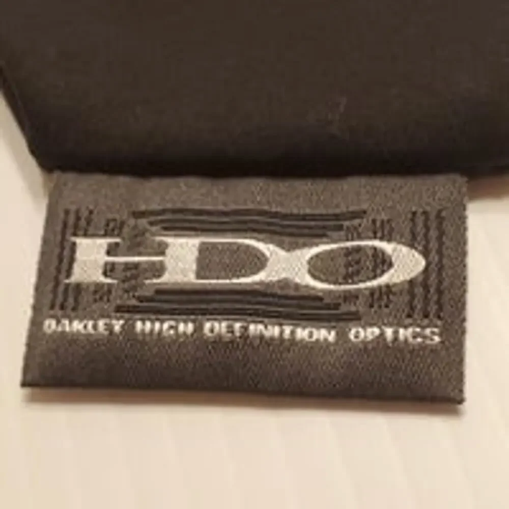 Oakley pouch drawstring bag cleaning cloth black. Perfect shape. Size 6.5X3